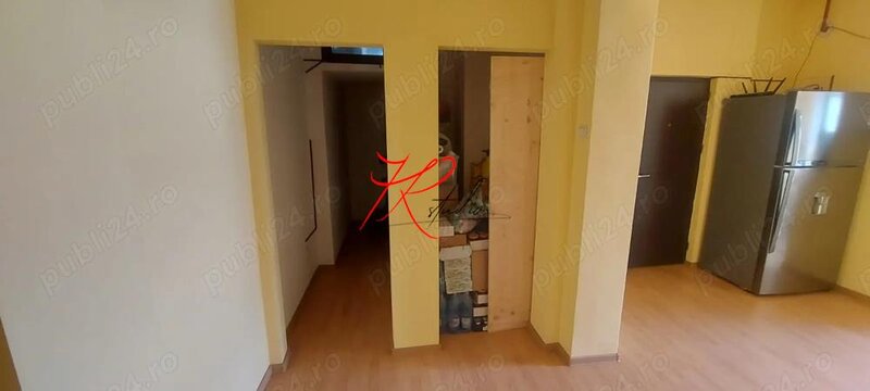 Obor, vanzare apartament 3 camere, bloc mic.